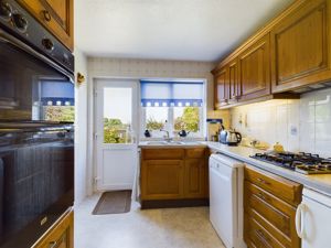 Kitchen- click for photo gallery